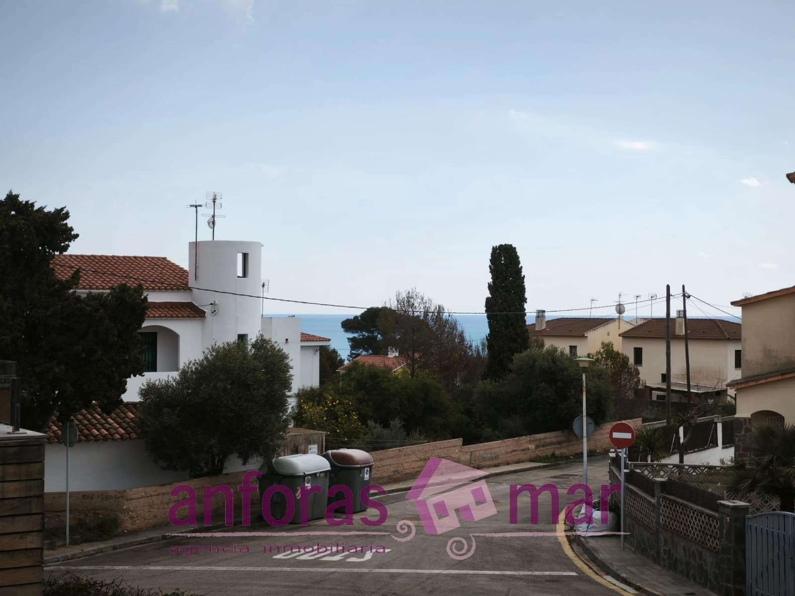 4 soveværelse Semi-Rækkehus til salg i Torredembarra med swimmingpool garage - € 575.000 (Ref: 9153383)