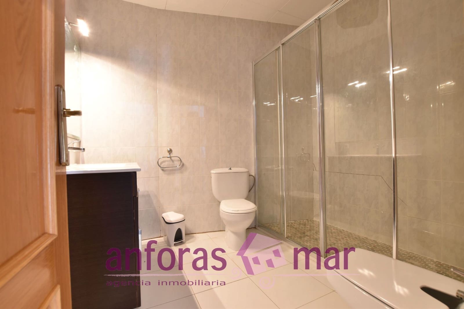 6 bedroom Townhouse for sale in Albinyana - € 210,000 (Ref: 9161321)