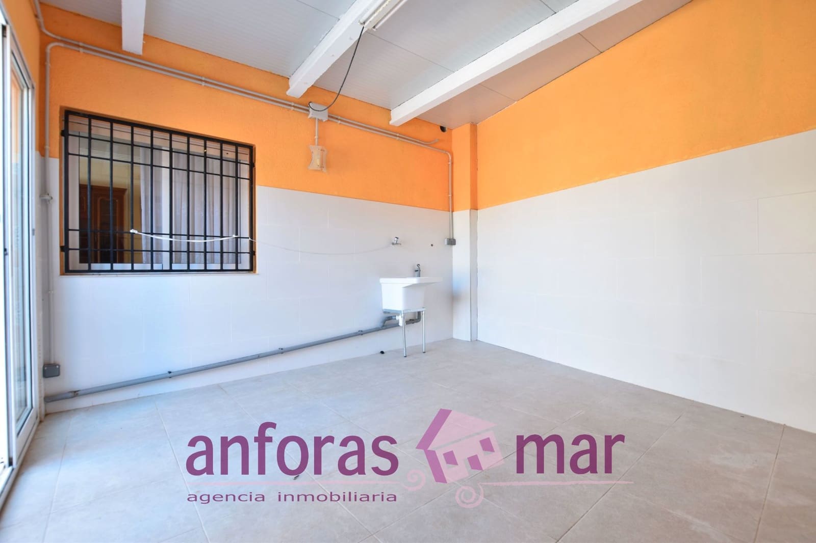 6 bedroom Townhouse for sale in Albinyana - € 210,000 (Ref: 9161321)