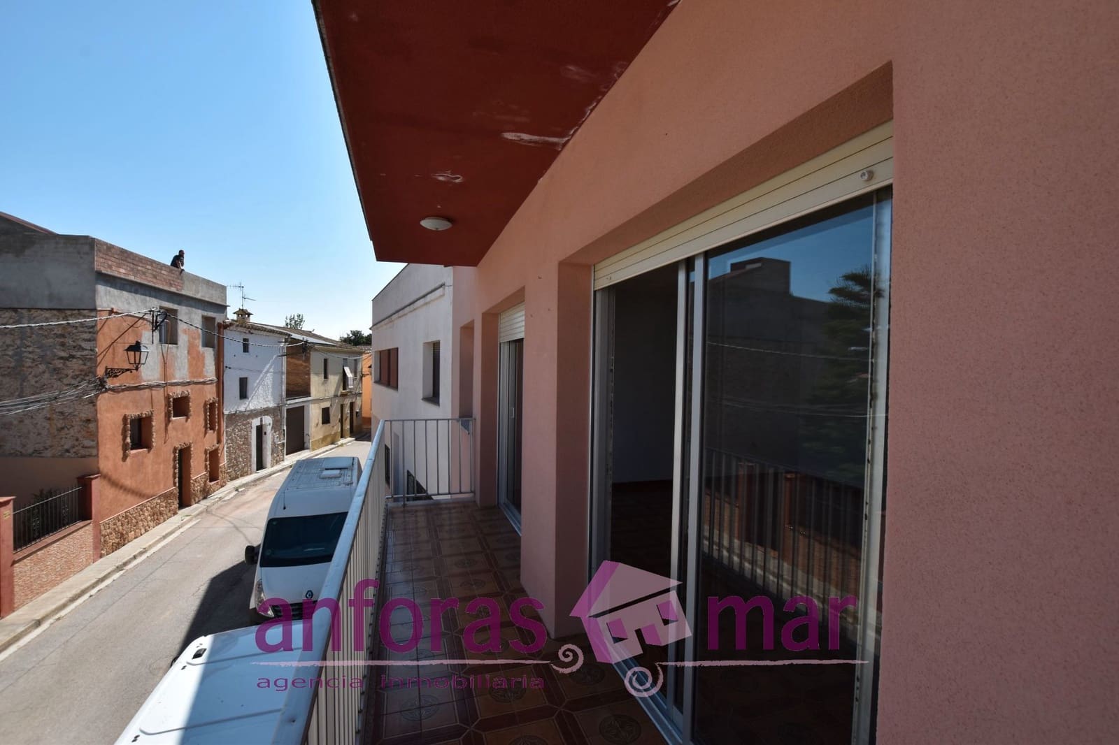 6 bedroom Townhouse for sale in Albinyana - € 210,000 (Ref: 9161321)