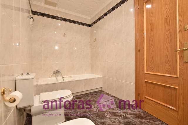 6 slaapkamer Huis te koop in Albinyana - € 210.000 (Ref: 9161321)