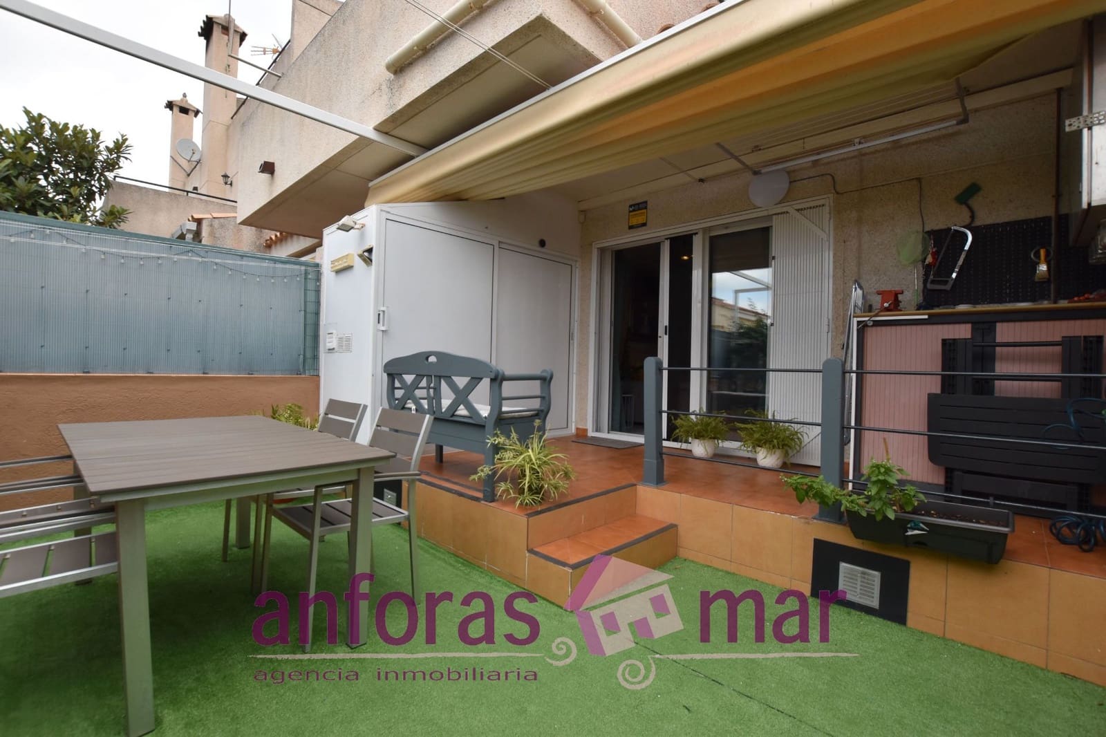 4 soveværelse Byhus til salg i Torredembarra - € 290.000 (Ref: 9283517)