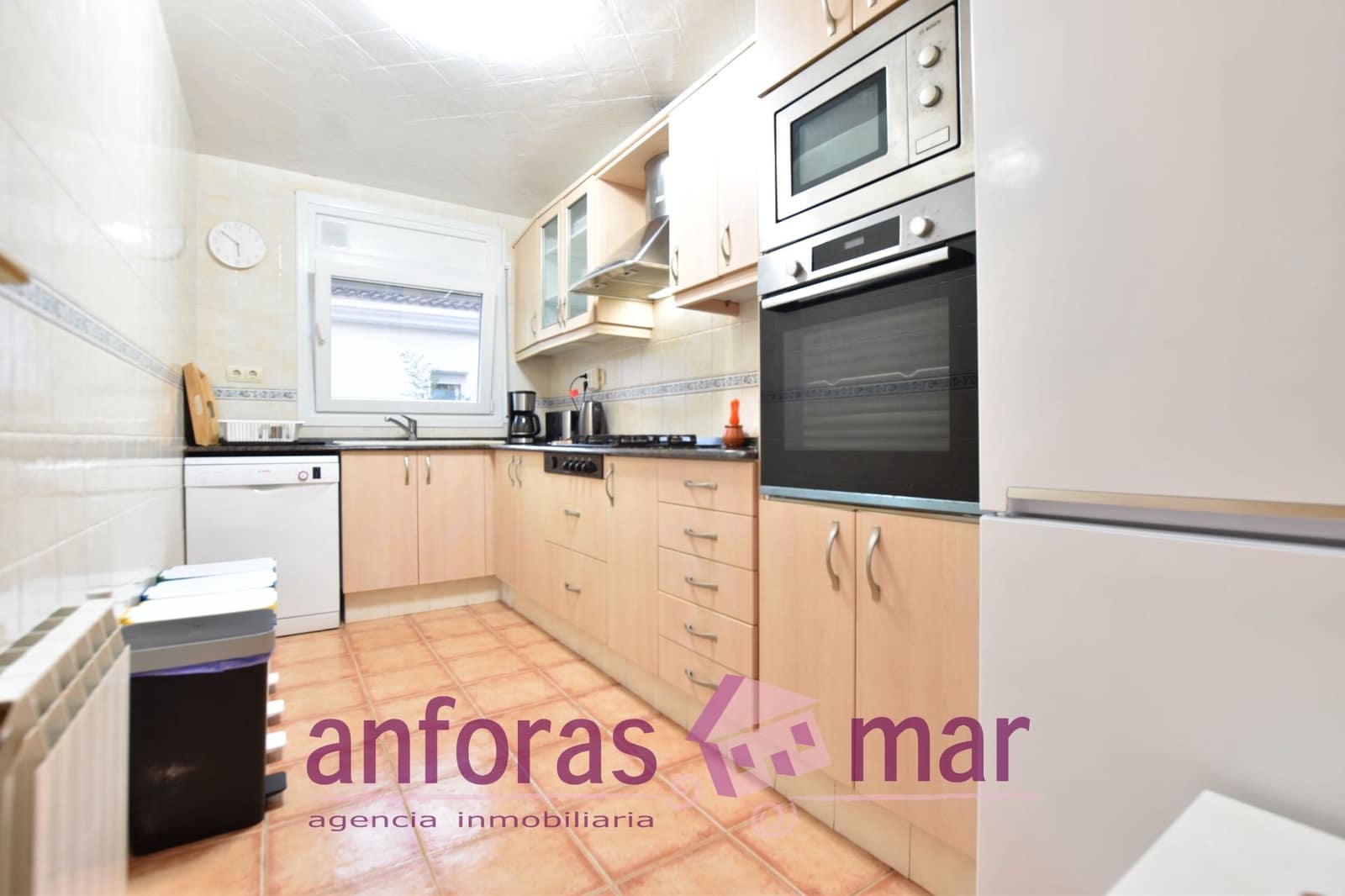 4 chambre Villa/Maison à vendre à Calafell avec garage - 364 000 € (Ref: 9357859)