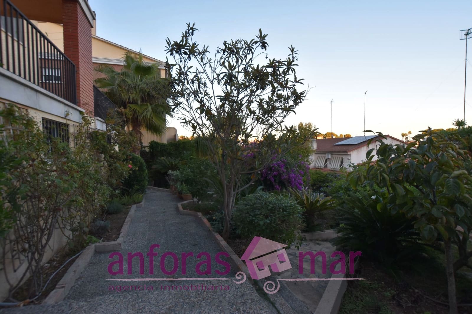 4 chambre Villa/Maison à vendre à Calafell avec garage - 364 000 € (Ref: 9357859)