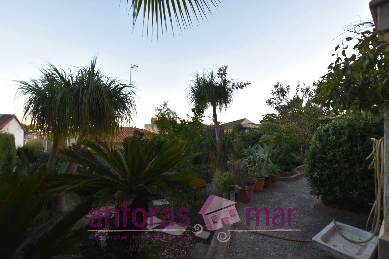 4 chambre Villa/Maison à vendre à Calafell avec garage - 364 000 € (Ref: 9357859)