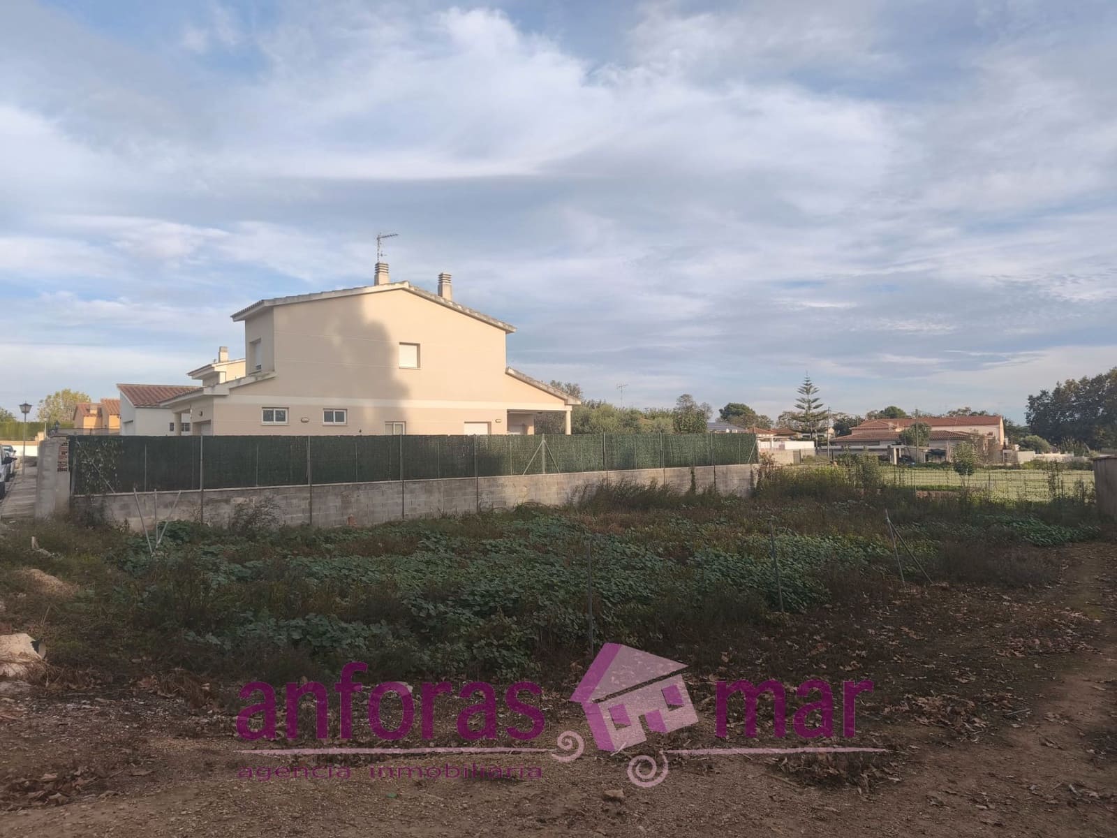 Byggetomt til salgs i Banyeres del Penedes - € 59 500 (Ref: 9372091)