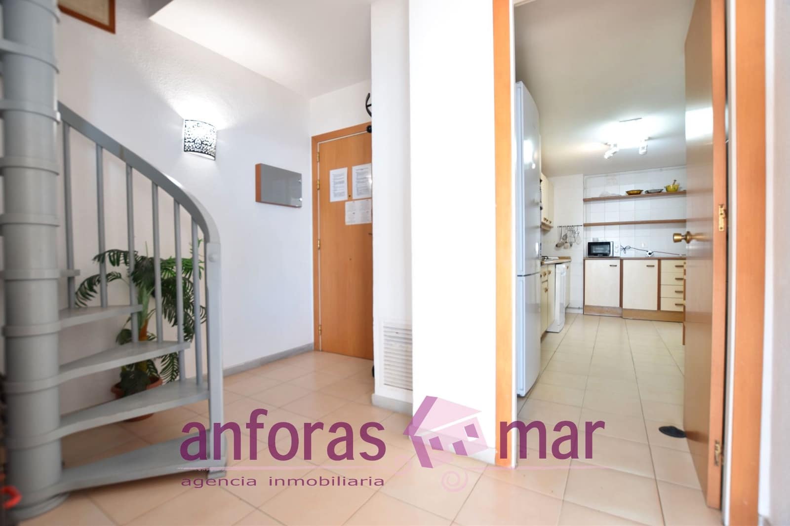 4 sypialnia Penthouse na sprzedaż w Torredembarra z basenem garażem - 630 000 € (Ref: 9432519)