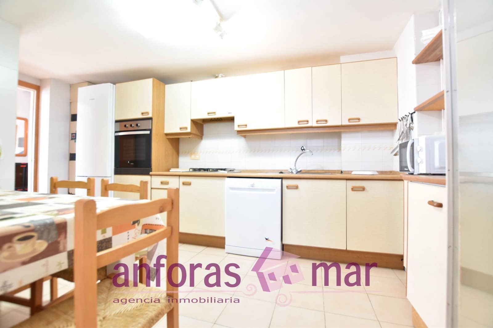 4 sypialnia Penthouse na sprzedaż w Torredembarra z basenem garażem - 630 000 € (Ref: 9432519)