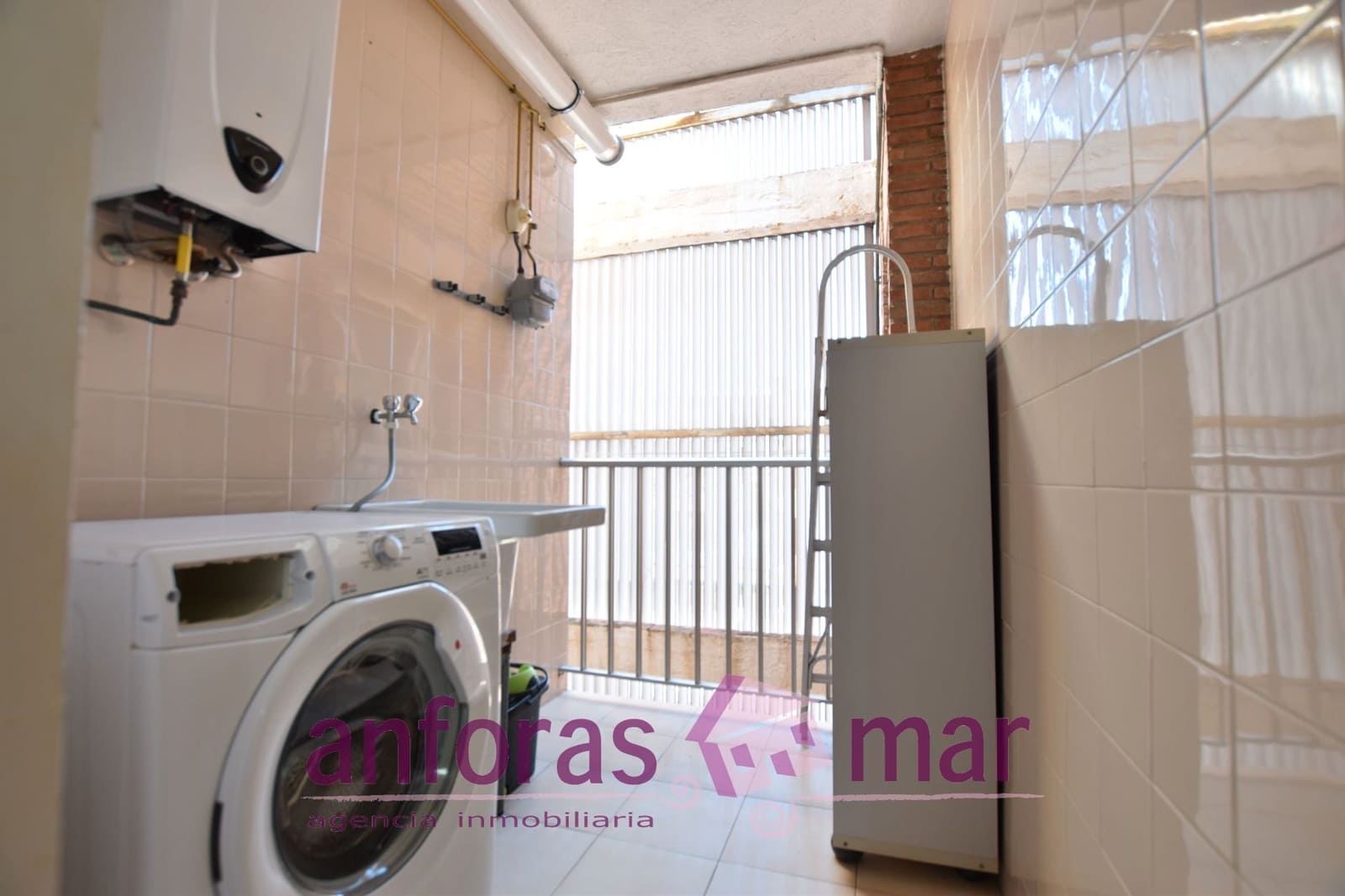 4 sypialnia Penthouse na sprzedaż w Torredembarra z basenem garażem - 630 000 € (Ref: 9432519)