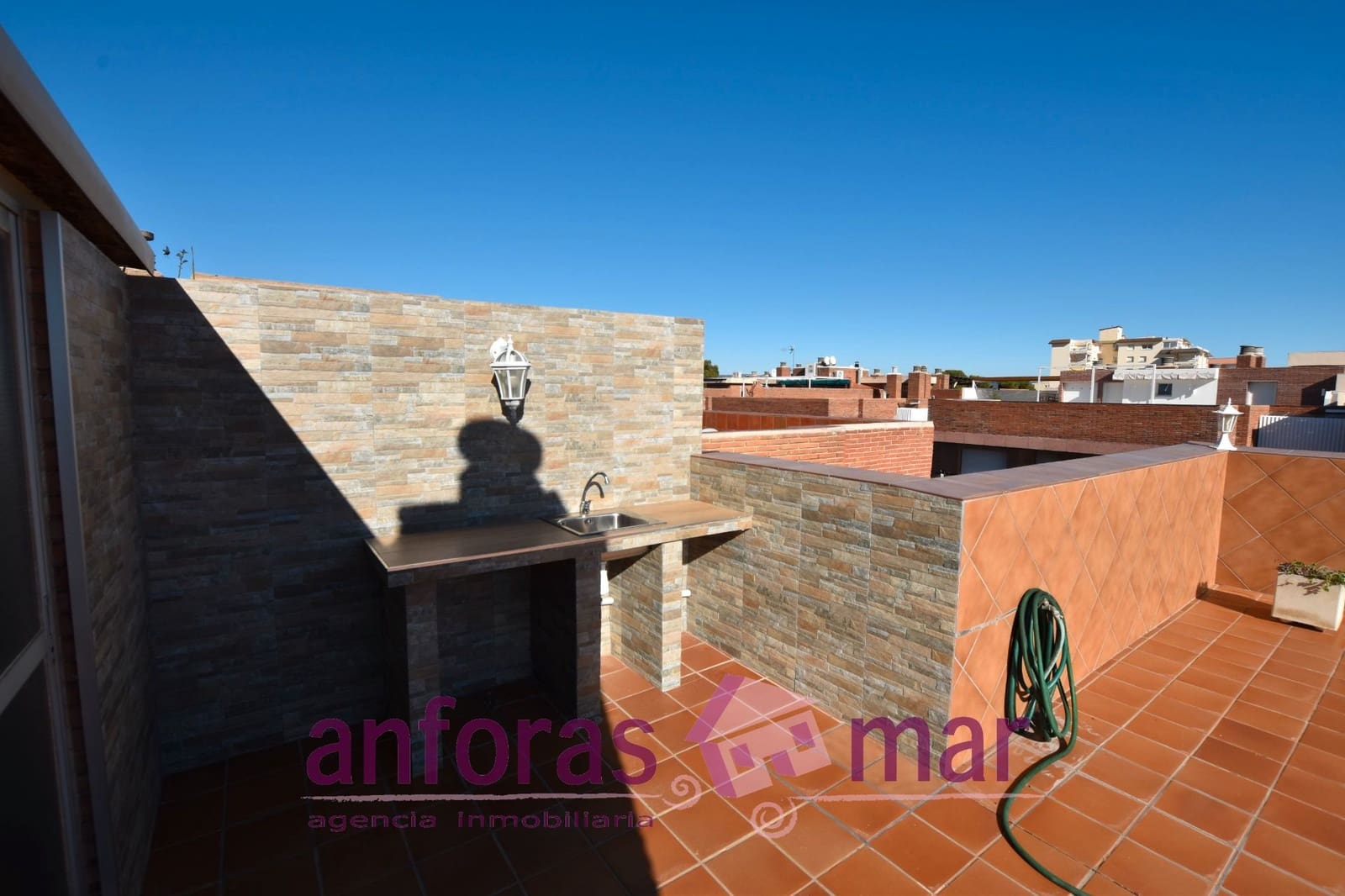 4 sypialnia Penthouse na sprzedaż w Torredembarra z basenem garażem - 630 000 € (Ref: 9432519)