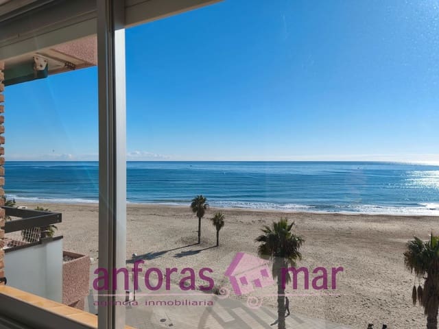 4 sypialnia Penthouse na sprzedaż w Torredembarra z basenem garażem - 630 000 € (Ref: 9432519)