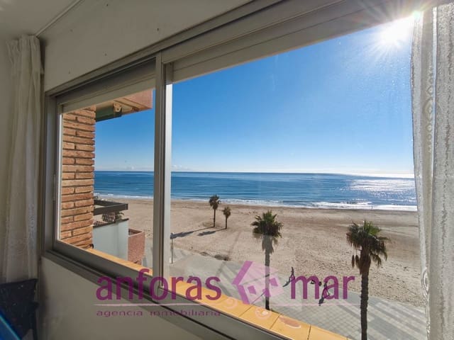 4 sypialnia Penthouse na sprzedaż w Torredembarra z basenem garażem - 630 000 € (Ref: 9432519)