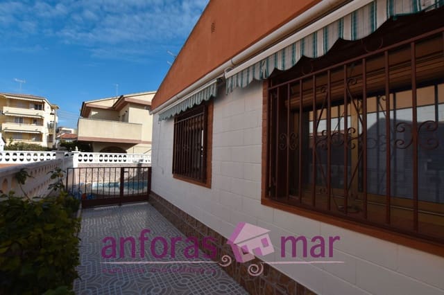 3 slaapkamer Halfvrijstaande villa te koop in Creixell met zwembad garage - € 233.000 (Ref: 9519396)