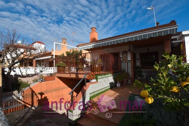 3 slaapkamer Halfvrijstaande villa te koop in Creixell met zwembad garage - € 233.000 (Ref: 9519396)