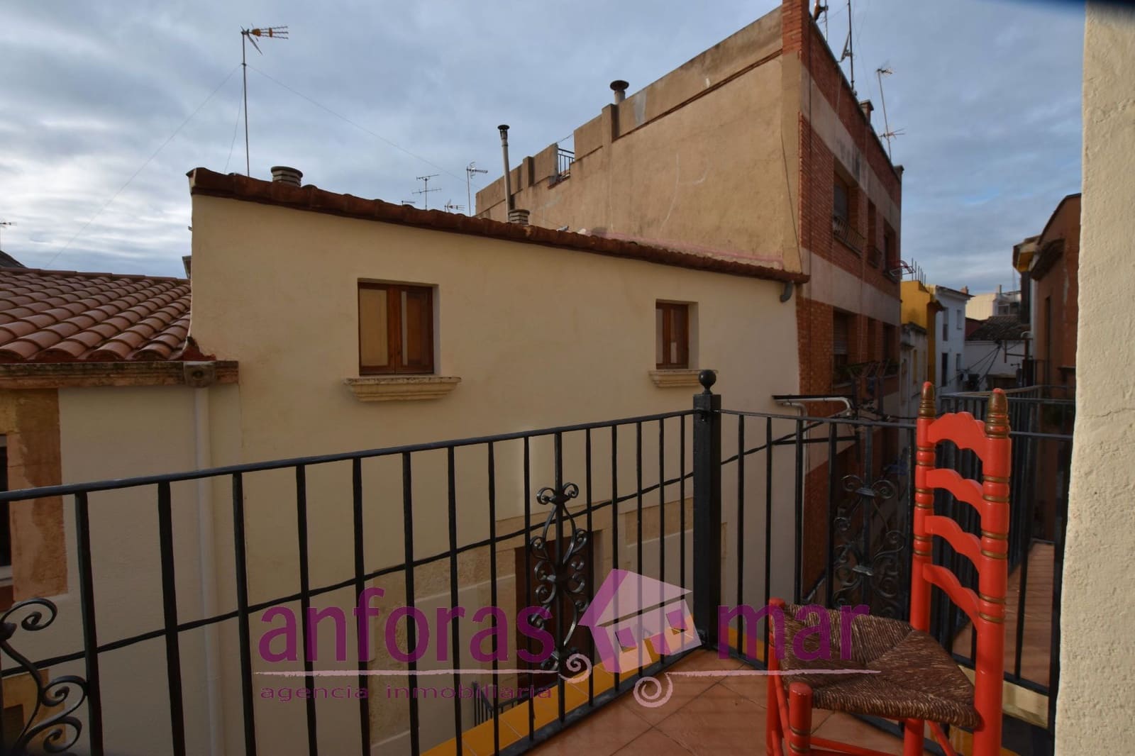 Apartment for sale in Torredembarra - € 125,000 (Ref: 9550227)