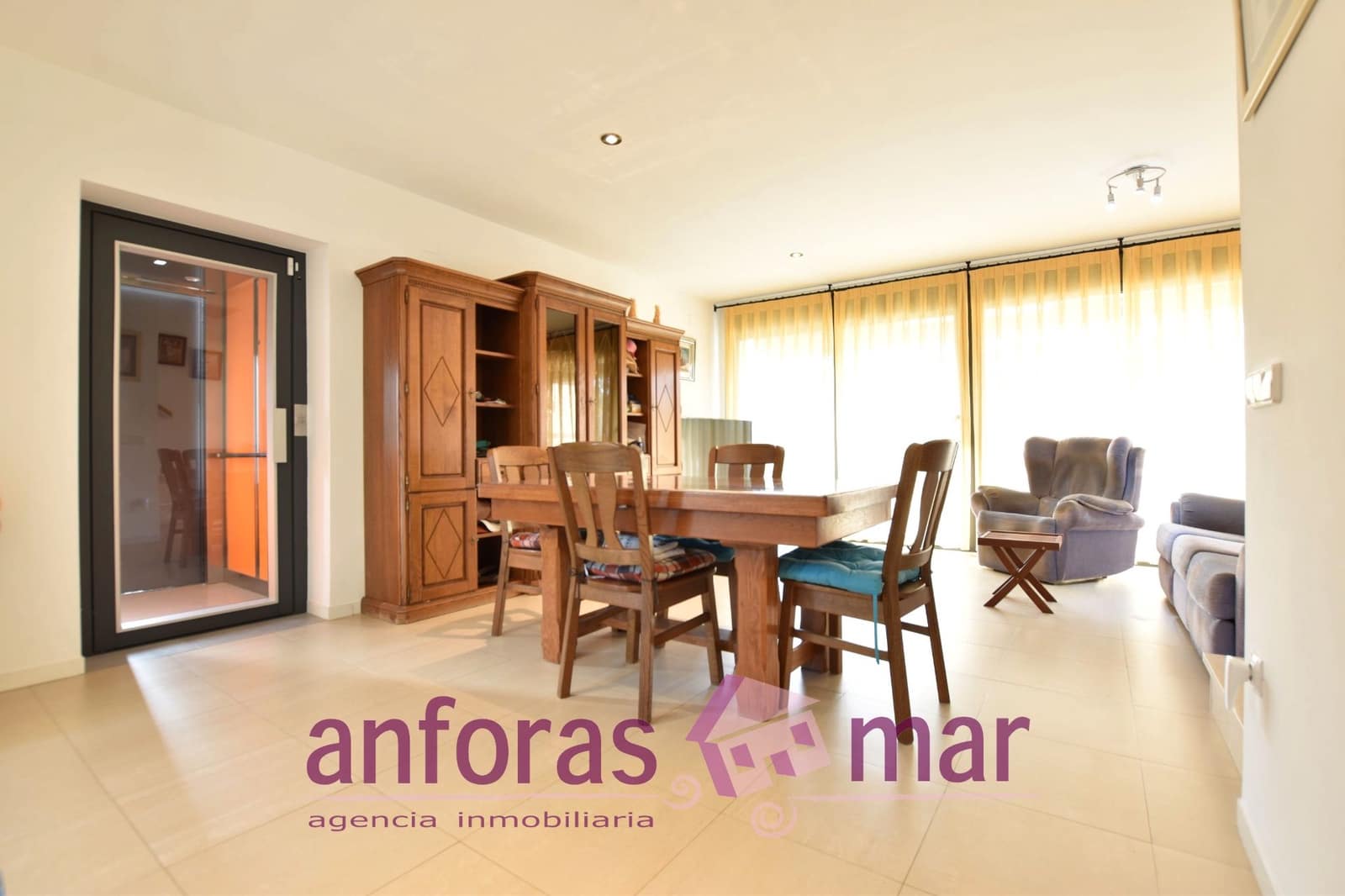 4 sovrum Villa till salu i Torredembarra med garage - 399 000 € (Ref: 9570286)