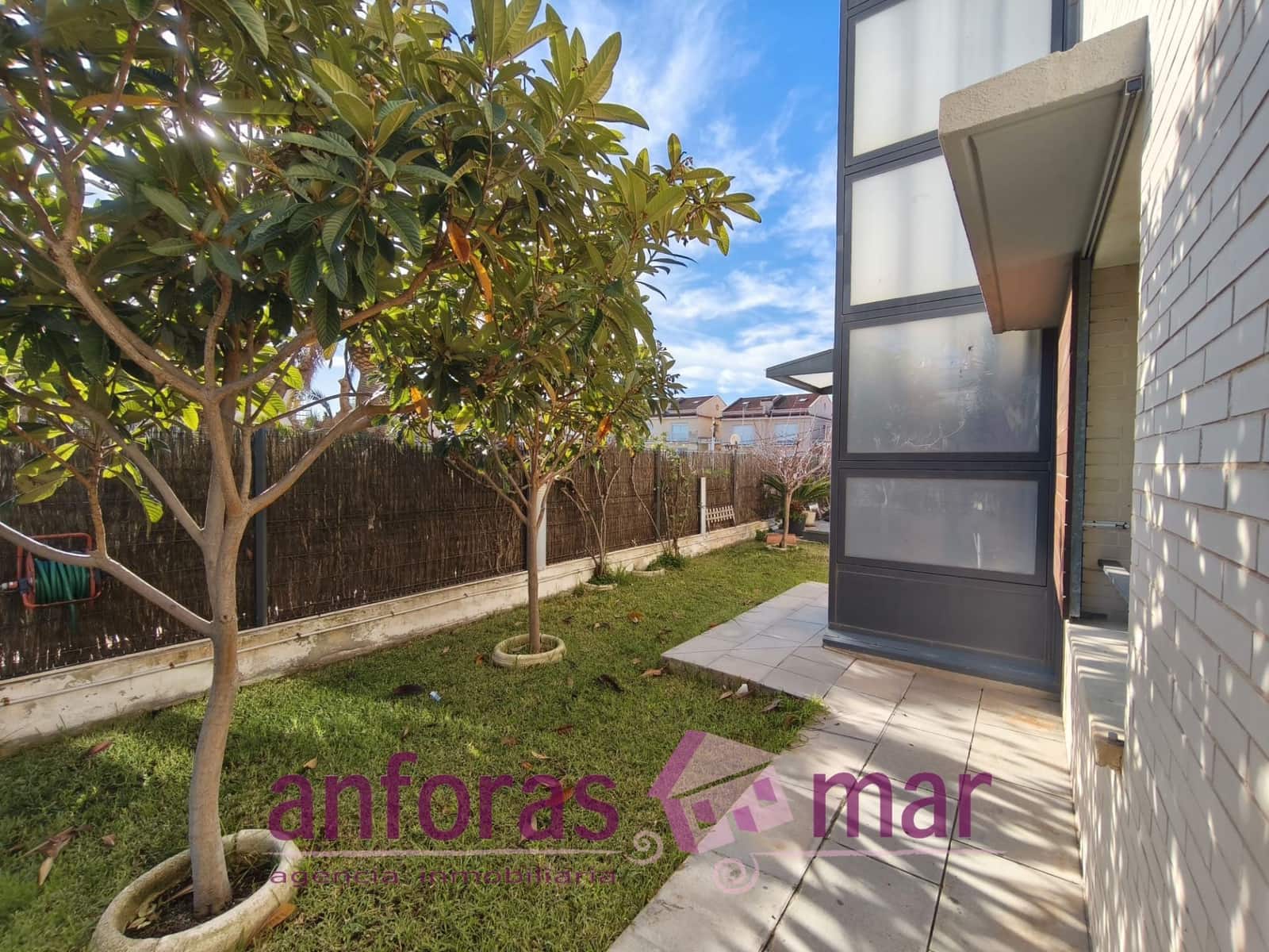 4 sovrum Villa till salu i Torredembarra med garage - 399 000 € (Ref: 9570286)