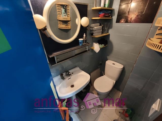 Commercieel te koop in Torredembarra - € 89.000 (Ref: 9628285)