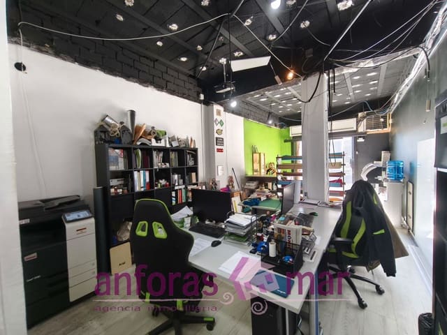 Commercieel te koop in Torredembarra - € 89.000 (Ref: 9628285)