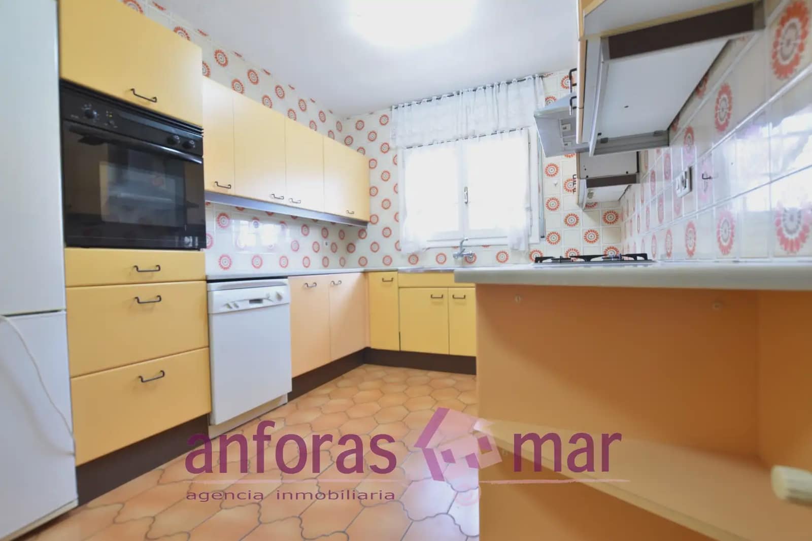 4 soveværelse Lejlighed til salg i Torredembarra - € 235.000 (Ref: 9758132)