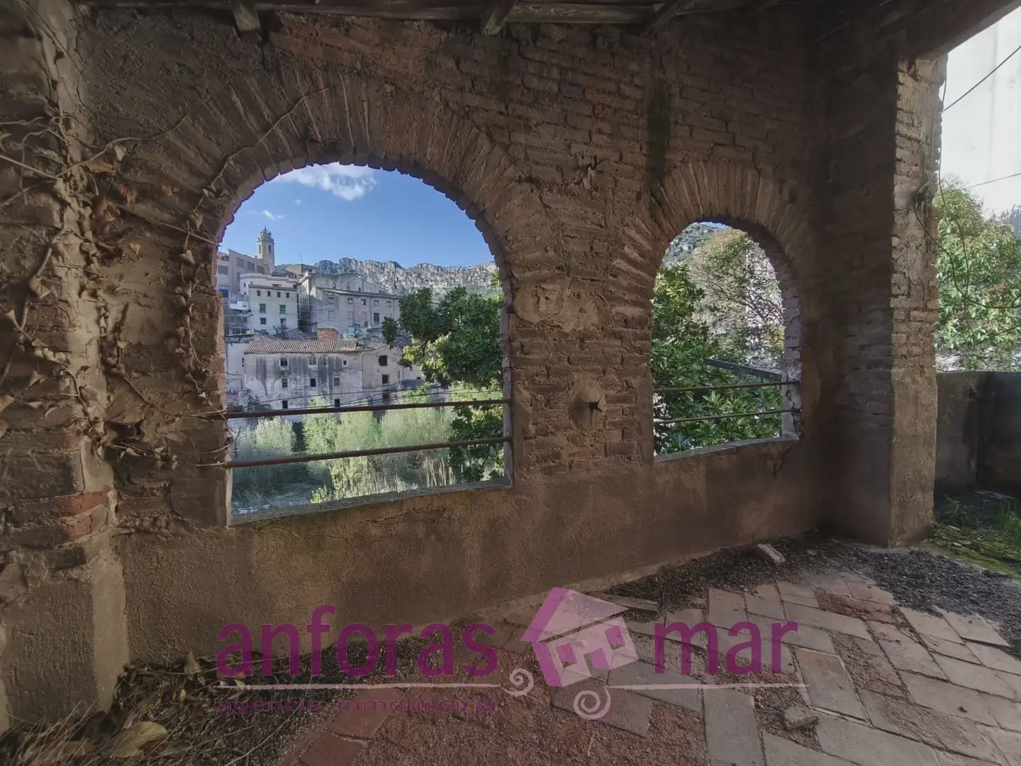 12 bedroom Townhouse for sale in La Riba - € 84,000 (Ref: 9758133)