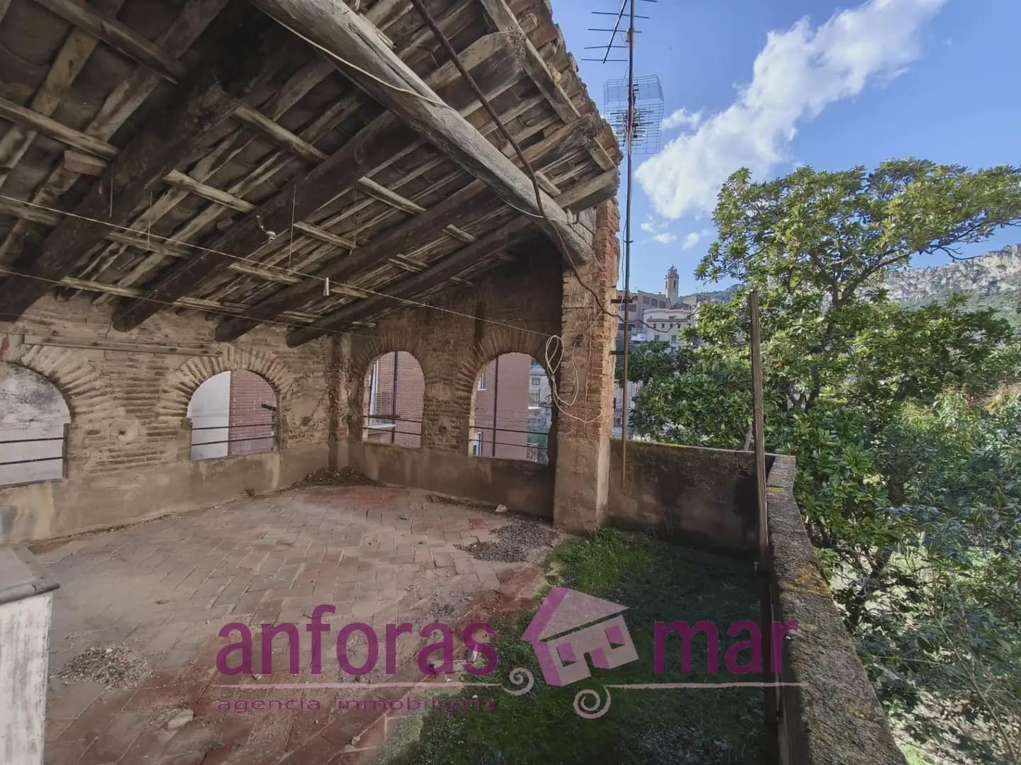 12 bedroom Townhouse for sale in La Riba - € 84,000 (Ref: 9758133)