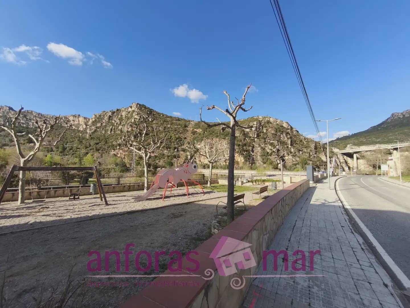 12 bedroom Townhouse for sale in La Riba - € 84,000 (Ref: 9758133)