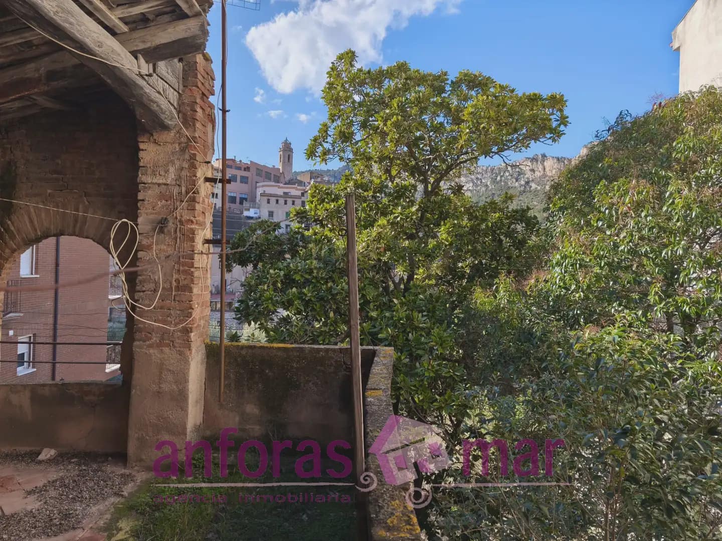 12 bedroom Townhouse for sale in La Riba - € 84,000 (Ref: 9758133)