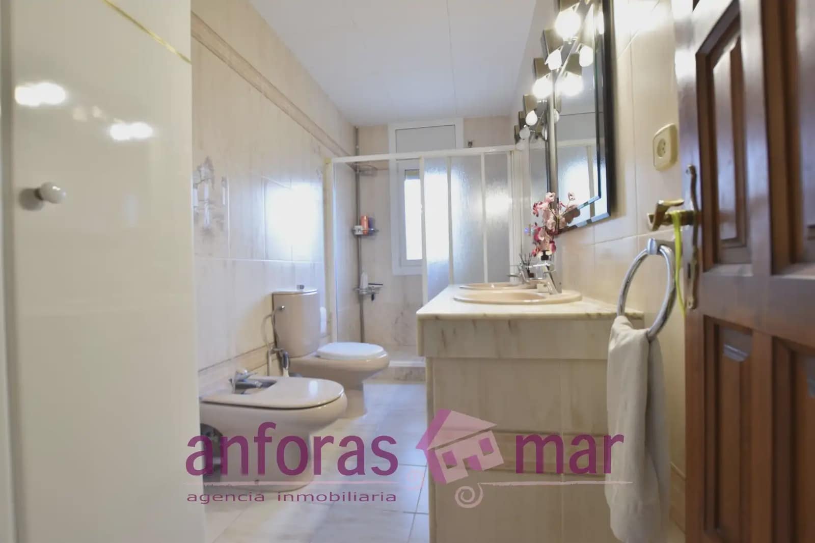 3 soveværelse Villa til salg i El Vendrell med swimmingpool garage - € 417.000 (Ref: 9783535)