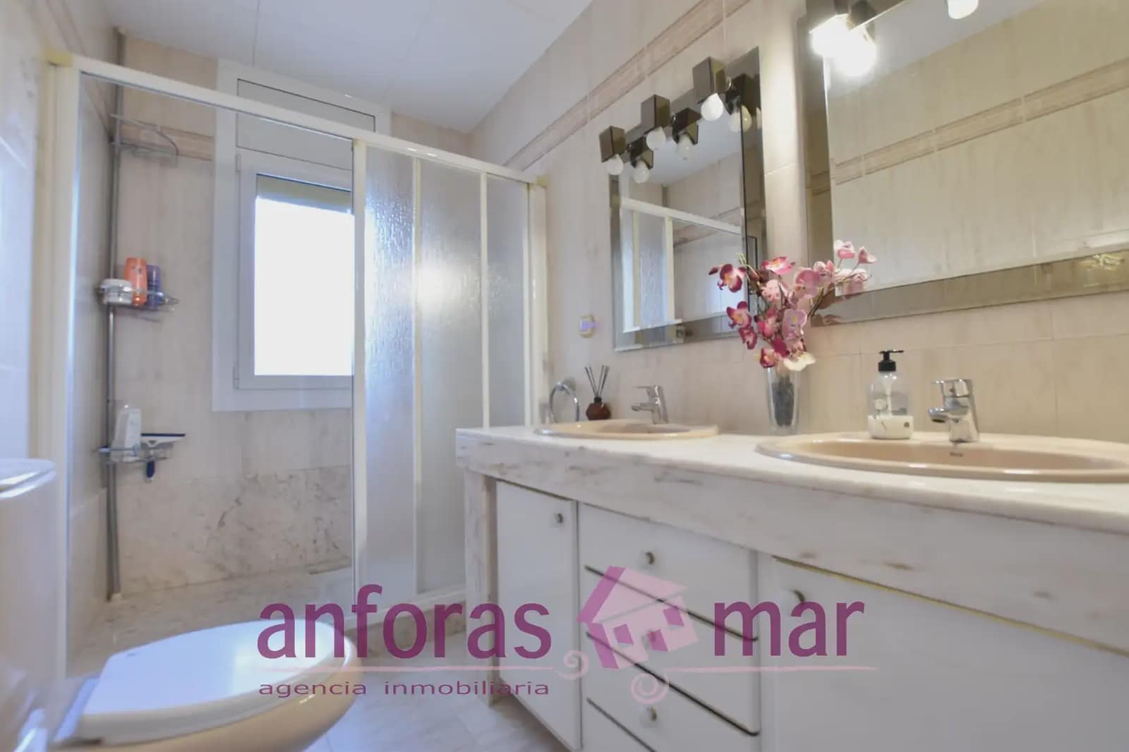 3 soveværelse Villa til salg i El Vendrell med swimmingpool garage - € 417.000 (Ref: 9783535)