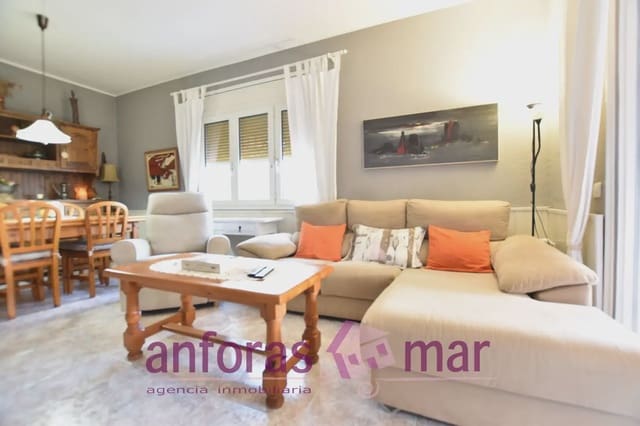 3 soveværelse Villa til salg i El Vendrell med swimmingpool garage - € 417.000 (Ref: 9783535)