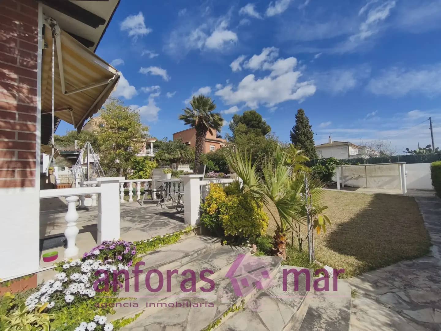 3 soveværelse Villa til salg i El Vendrell med swimmingpool garage - € 417.000 (Ref: 9783535)