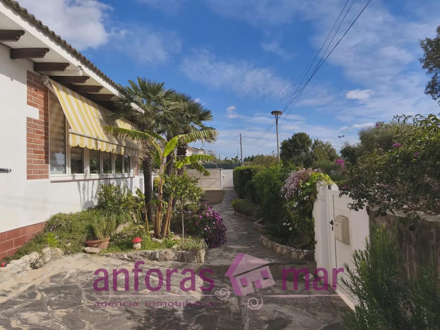 3 soveværelse Villa til salg i El Vendrell med swimmingpool garage - € 417.000 (Ref: 9783535)