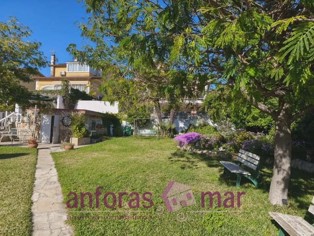 3 soveværelse Villa til salg i El Vendrell med swimmingpool garage - € 417.000 (Ref: 9783535)