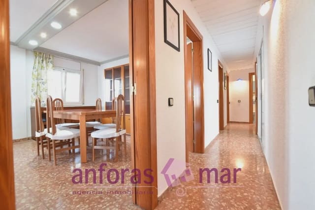 Piso de 3 habitaciones en La Canonja en venta - 178.000 € (Ref: 9831965)