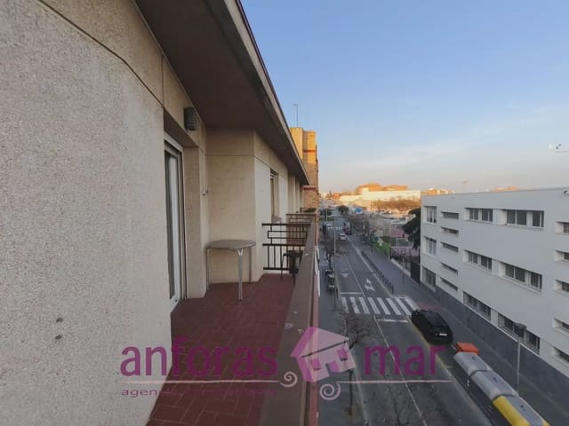 Piso de 3 habitaciones en La Canonja en venta - 178.000 € (Ref: 9831965)
