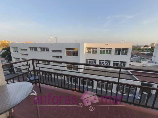 Piso de 3 habitaciones en La Canonja en venta - 178.000 € (Ref: 9831965)