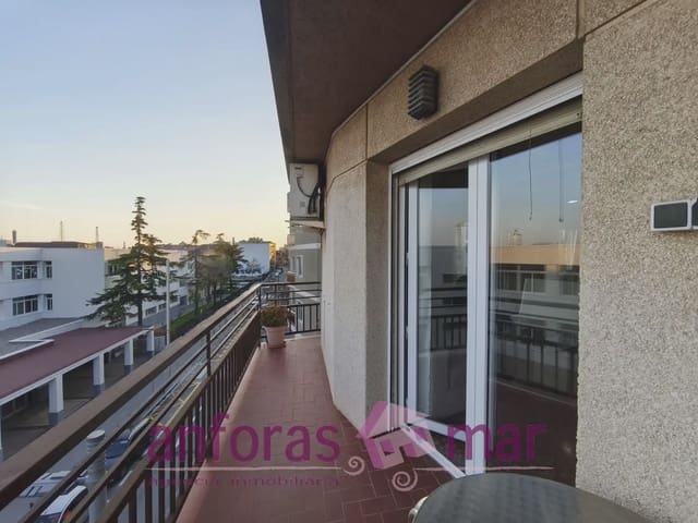 Piso de 3 habitaciones en La Canonja en venta - 178.000 € (Ref: 9831965)