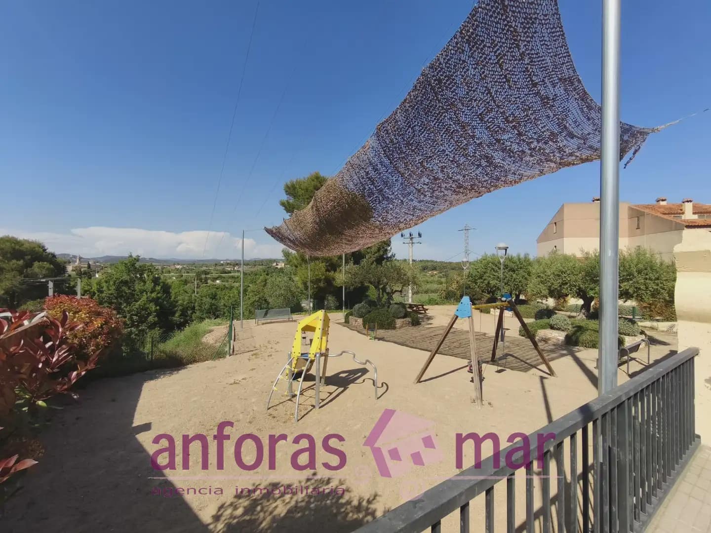 2 quarto Casa em Banda para venda em La Riera de Gaia com garagem - 285 000 € (Ref: 9838243)