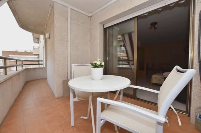 Piso de 2 habitaciones en Torredembarra en alquiler con garaje - 1.500 € (Ref: 9839699)