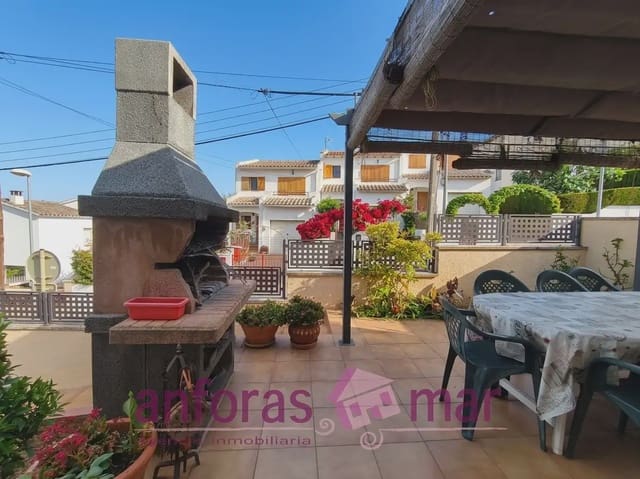 6 sovrum Semi-fristående Villa till salu i Creixell med garage - 299 900 € (Ref: 9877607)