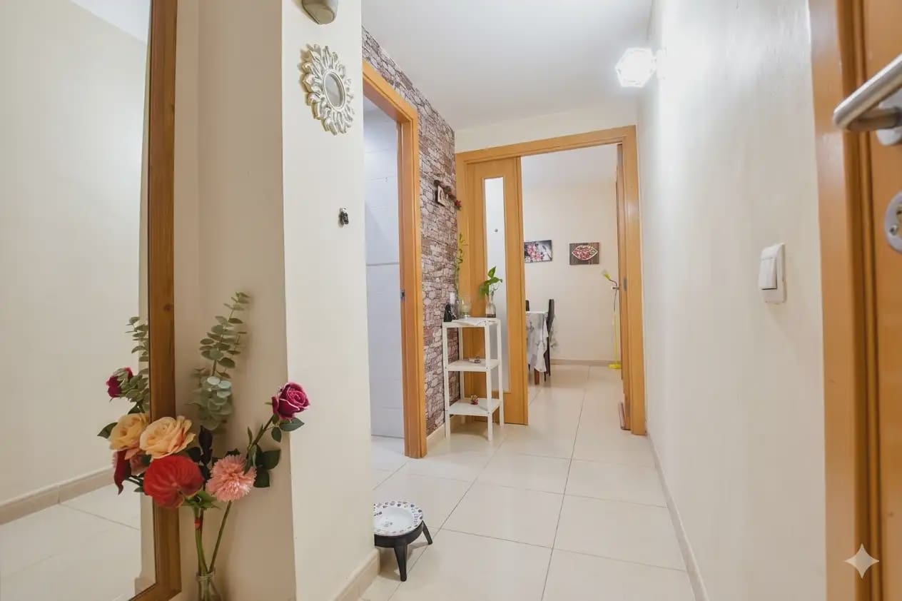 2 sovrum Lägenhet att hyra i Valls - 600 € (Ref: 9885235)
