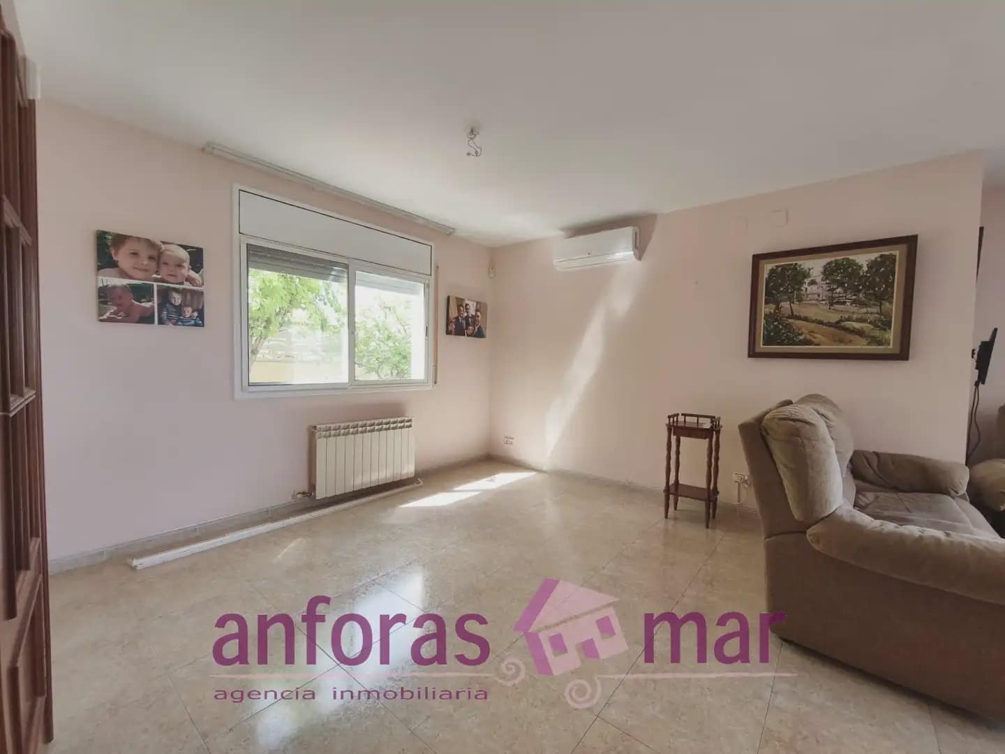 6 bedroom Semi-detached Villa for rent in Creixell with garage - € 1,148 (Ref: 9889126)