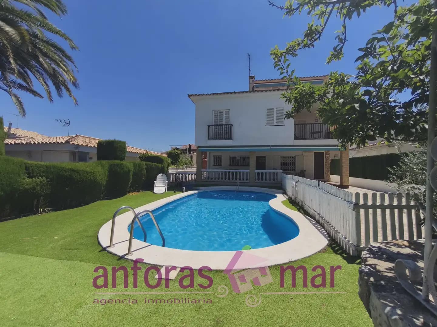 4 bedroom Villa for sale in Torredembarra with pool garage - € 395,000 (Ref: 9957942)