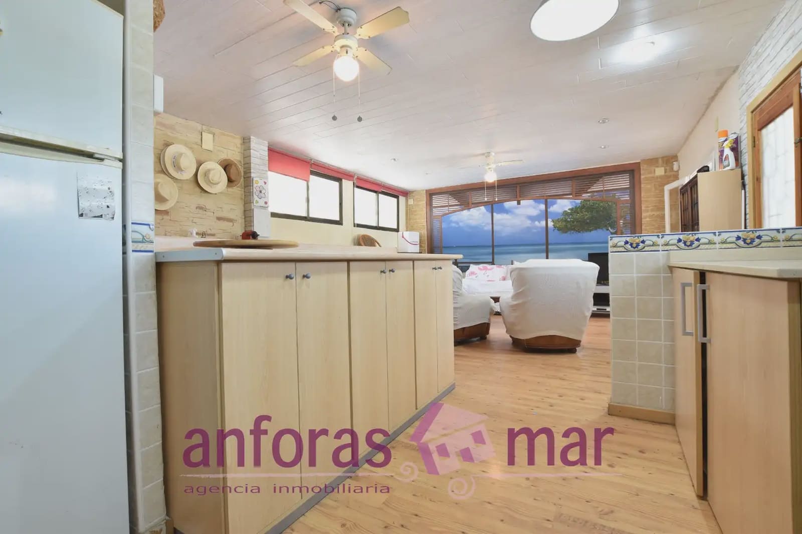 4 bedroom Villa for sale in Torredembarra with pool garage - € 395,000 (Ref: 9957942)