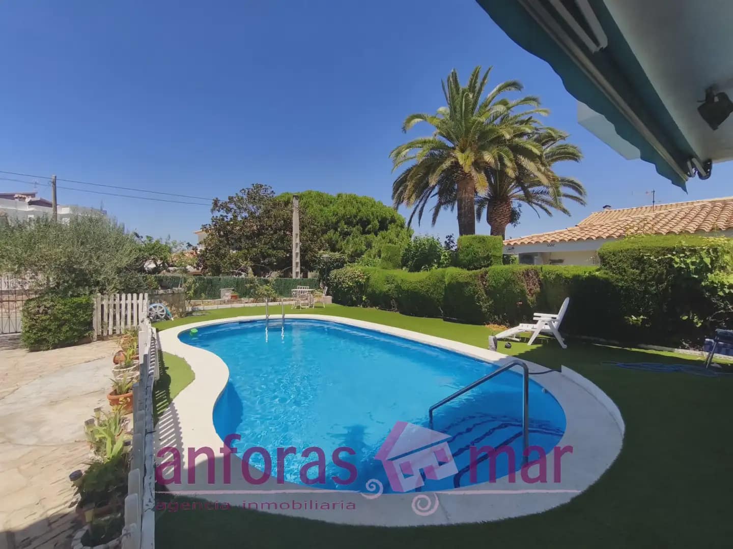 4 bedroom Villa for sale in Torredembarra with pool garage - € 395,000 (Ref: 9957942)