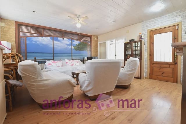 4 soveværelse Villa til salg i Torredembarra med swimmingpool garage - € 395.000 (Ref: 9957942)