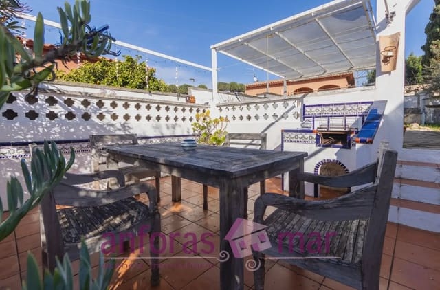 2 sovrum Villa till salu i Creixell med garage - 295 000 € (Ref: 9957943)