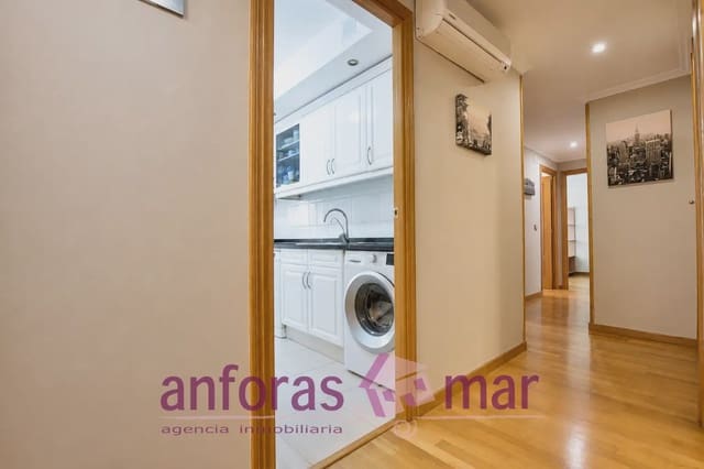 Piso de 4 habitaciones en Tarragona ciudad en venta - 285.000 € (Ref: 9997576)