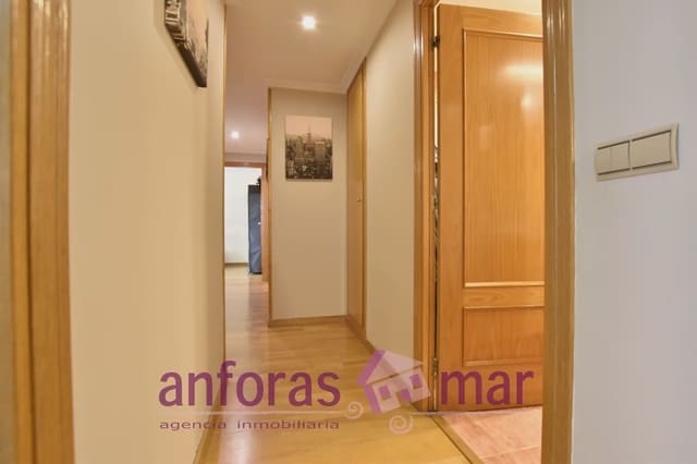 Piso de 4 habitaciones en Tarragona ciudad en venta - 285.000 € (Ref: 9997576)